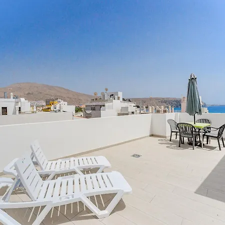 Albergue Few Steps From The In Cristianos *