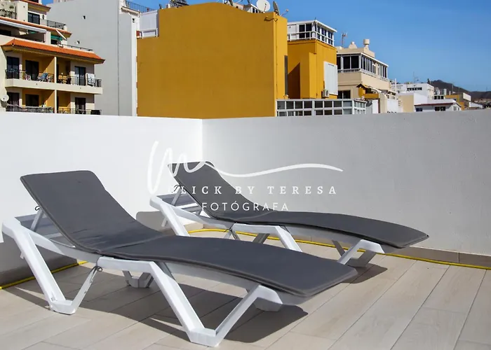 Few Steps From The In Cristianos * أرونا