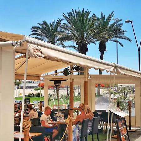 Hostel Few Steps From The In Cristianos Arona (Tenerife)