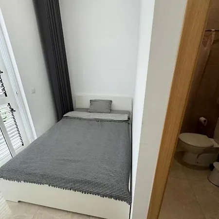 Few Steps From The In Cristianos Hostel *