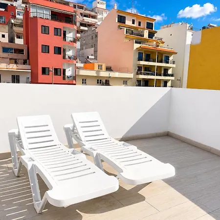 Hostel Few Steps From The In Cristianos *