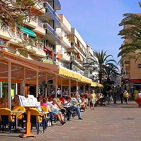 Few Steps From The In Cristianos * 阿罗纳