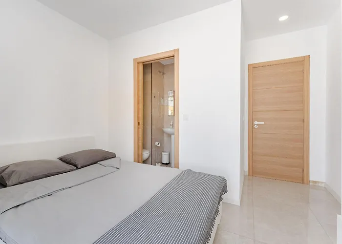 Hostel Few Steps From The In Cristianos Arona (Tenerife)