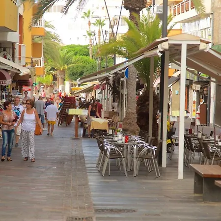 Hostel Few Steps From The In Cristianos