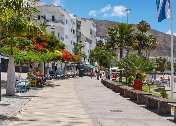 旅馆 Few Steps From The In Cristianos 阿罗纳