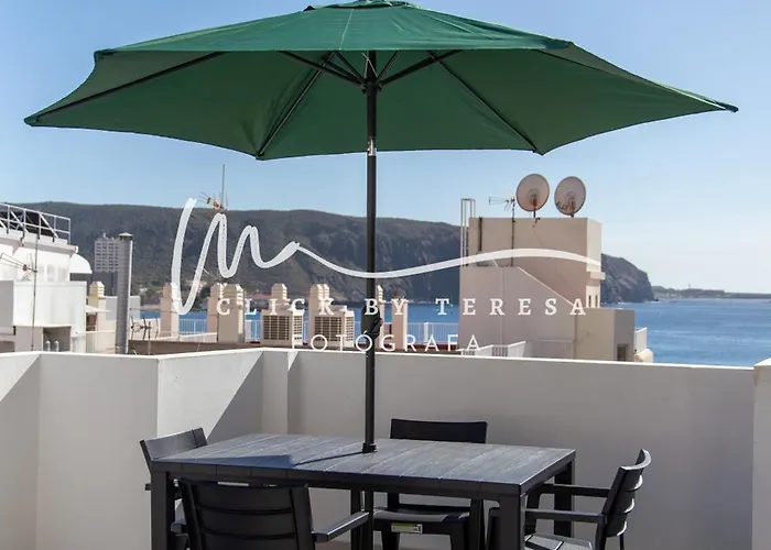 Few Steps From The In Cristianos 旅馆 *